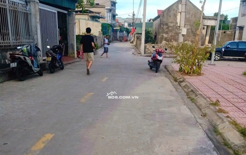 căn nhà gắn bó với gia đình tôi nay tôi cần bán nhà 2 tầng
